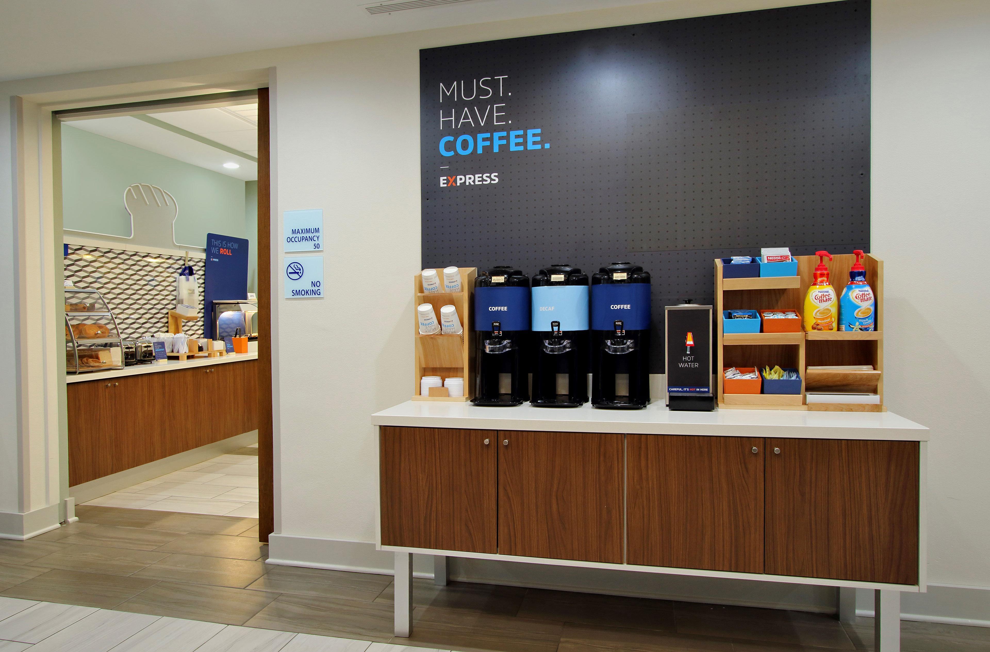 Holiday Inn Express & Suites Laurel Lakes By Ihg Ngoại thất bức ảnh