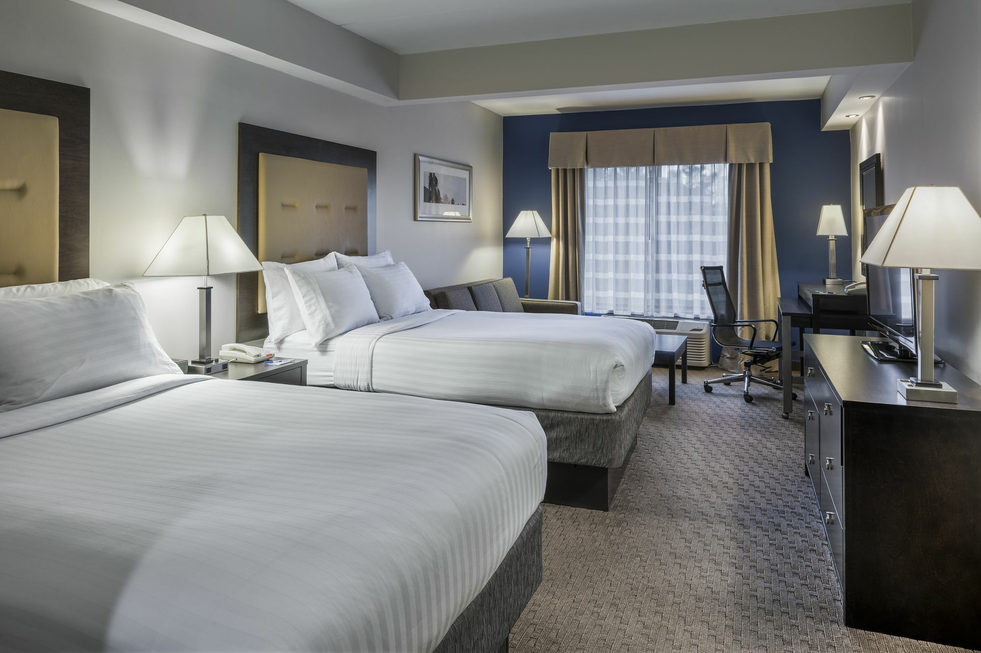 Holiday Inn Express & Suites Laurel Lakes By Ihg Ngoại thất bức ảnh