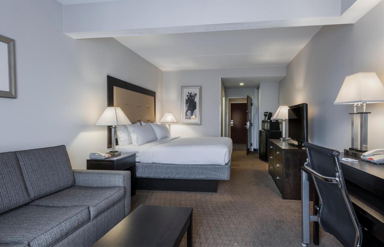 Holiday Inn Express & Suites Laurel Lakes By Ihg Ngoại thất bức ảnh